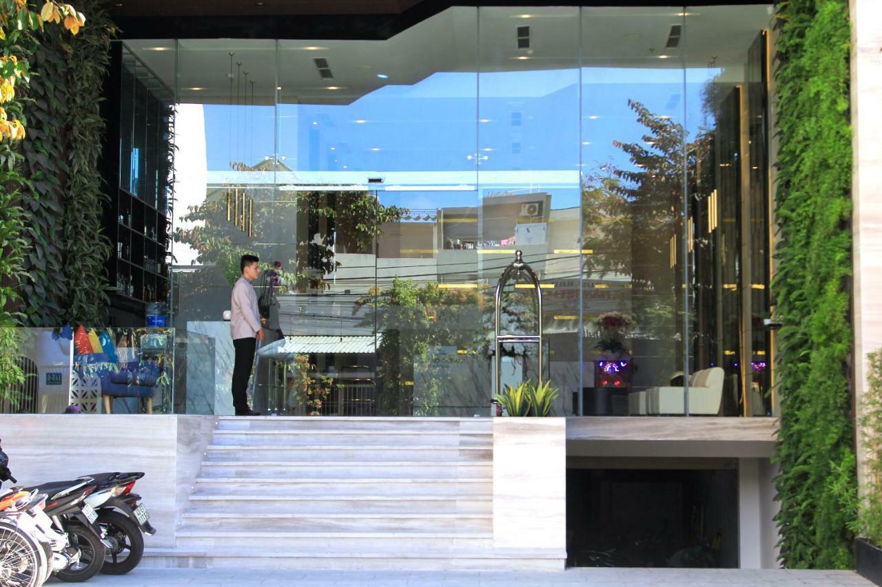 Grand Ocean Luxury Boutique Hotel